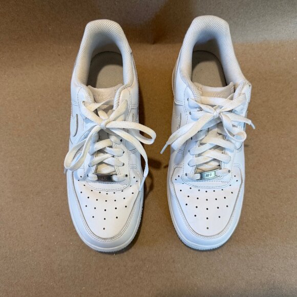 Nike Women's Air Force One Lows - Size 8.5 - White - Picture 2 of 6